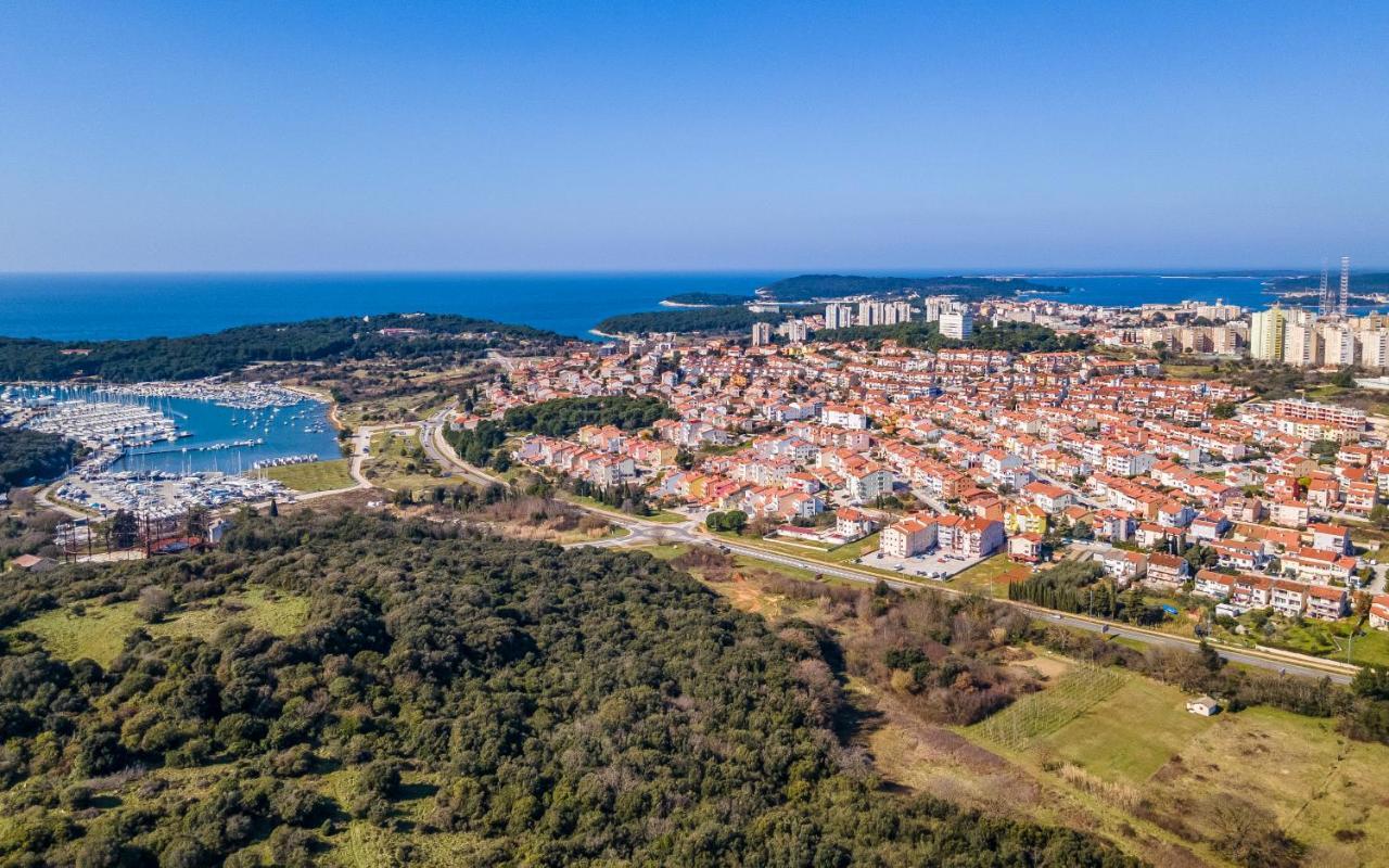 Apartment Green Pula, Family Friendly, Comfortable, Free Parking And Wifi Exterior photo